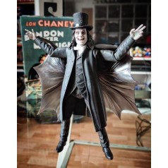 Professor Edward C. Burke Ultimate Neca London after Midnight figura 18 cm